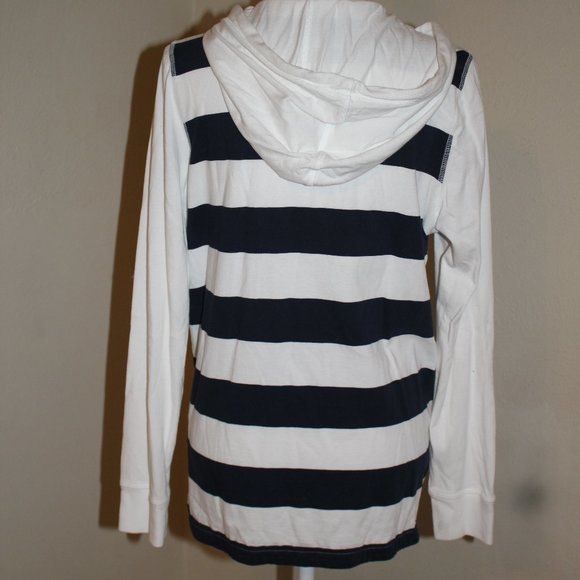 Tommy Bahama blue/white nautical striped sweater! - Picture 2 of 5